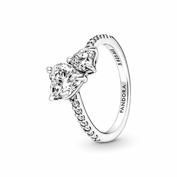 Εδώ υπάρχει ένα Δαχτυλίδι Pandora Double Heart Sparkling Ring Ασημένιο με Λευκό χρώμα μετάλλου, με κωδικό 191198C01 σε τιμή 89 €.