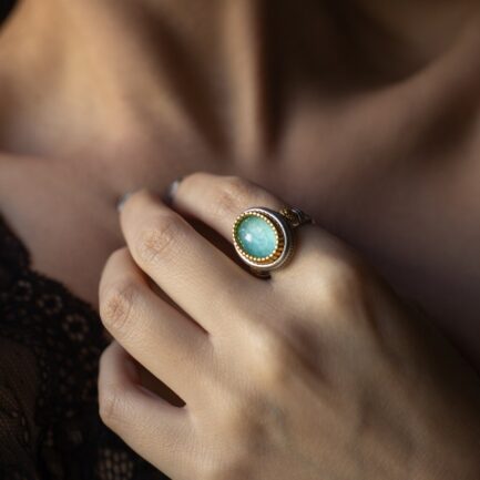 Εδώ υπάρχει ένα Δαχτυλίδι Pandora 23012402.Είναι άμεσα διαθέσιμα σε τιμή 210€.
